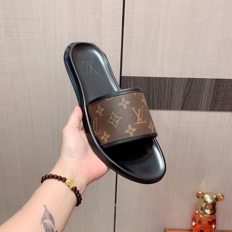 Louis Vuitton Slippers